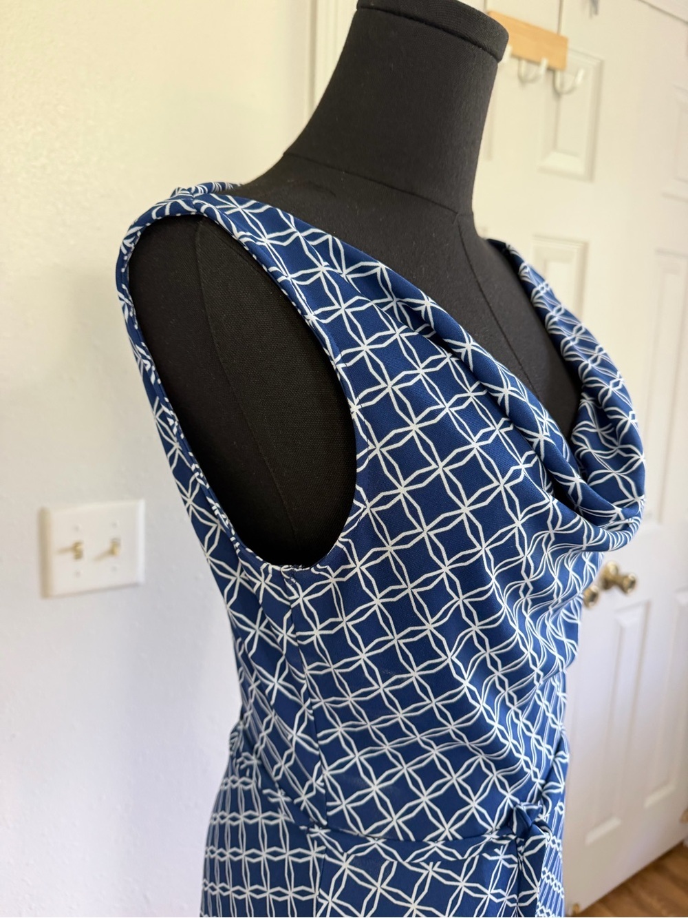 Y2K Express Blue Geometric Cowl Neck Dress Office fit &flare Grandmillennial 7/8 - Picture 3 of 7